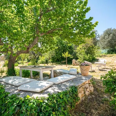 Trullo With Pool And Garden Between Ostuni And Ceglie Villa Cisternino