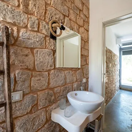 Trullo With Pool And Garden Between Ostuni And Ceglie * Cisternino