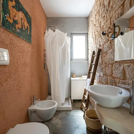 Trullo With Pool And Garden Between Ostuni And Ceglie *