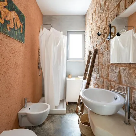 Trullo With Pool And Garden Between Ostuni And Ceglie Villa