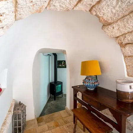 Trullo With Pool And Garden Between Ostuni And Ceglie Villa